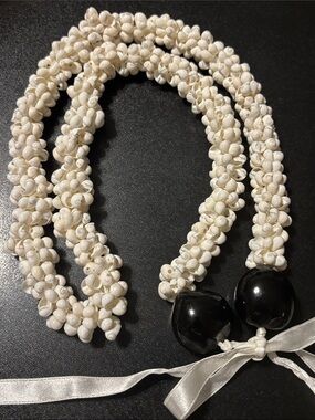 White Shell Kukui Nut Lei Necklace Hawaiian Wedding Lei Beach Necklace